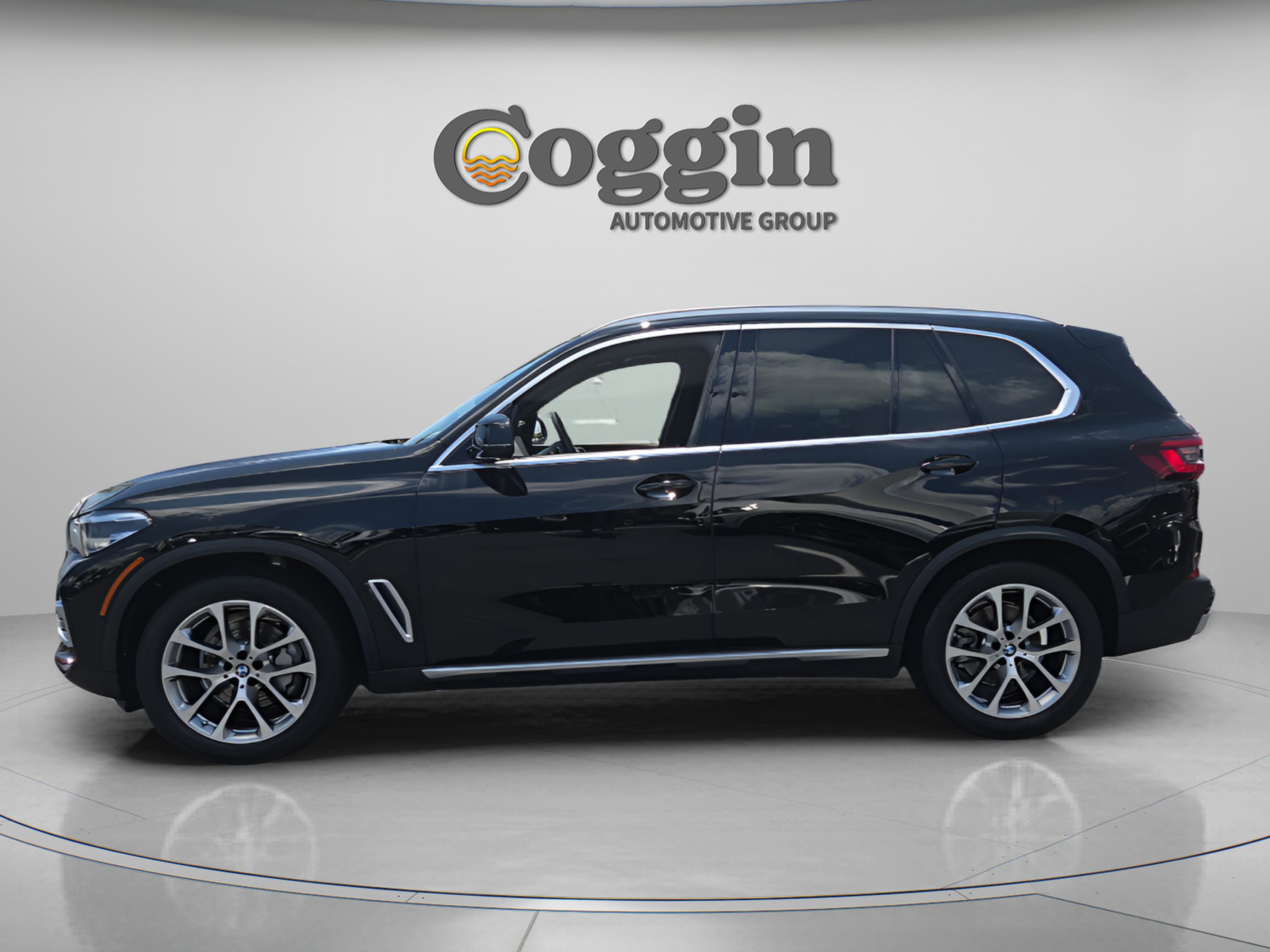 Used 2022 BMW X5 xDrive40i w/ Premium Package AWD/4WD image 2