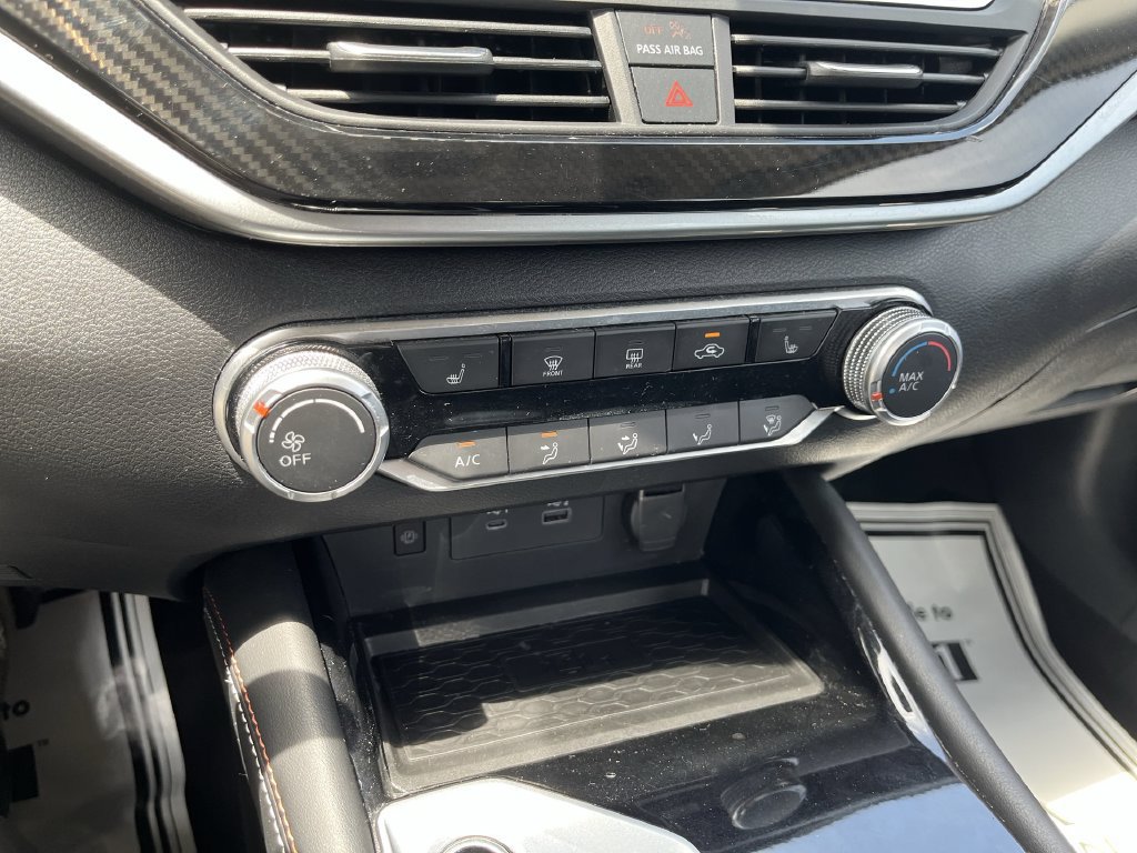 Used 2023 Nissan Altima 2.5 SR w/ SR Premium Package AWD/4WD image 19