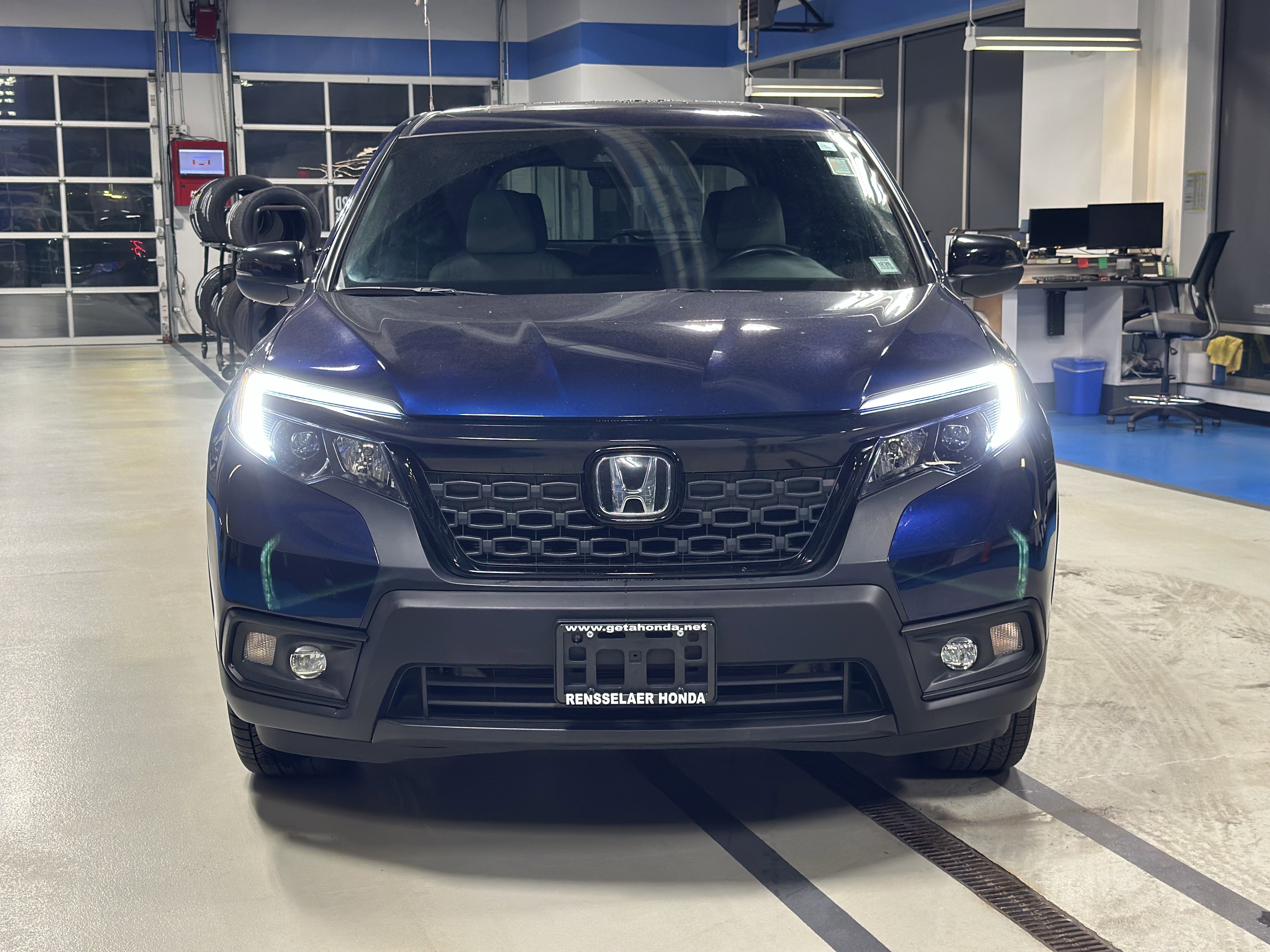 Used 2021 Honda Passport EX-L image 2