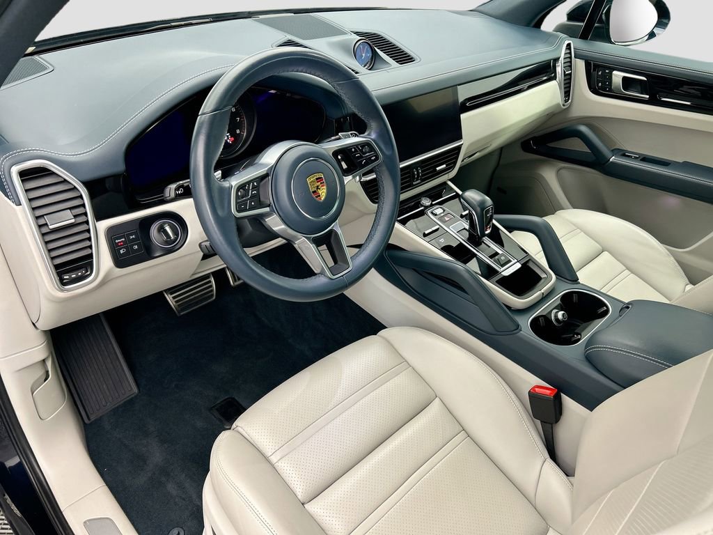Used 2022 Porsche Cayenne S image 9