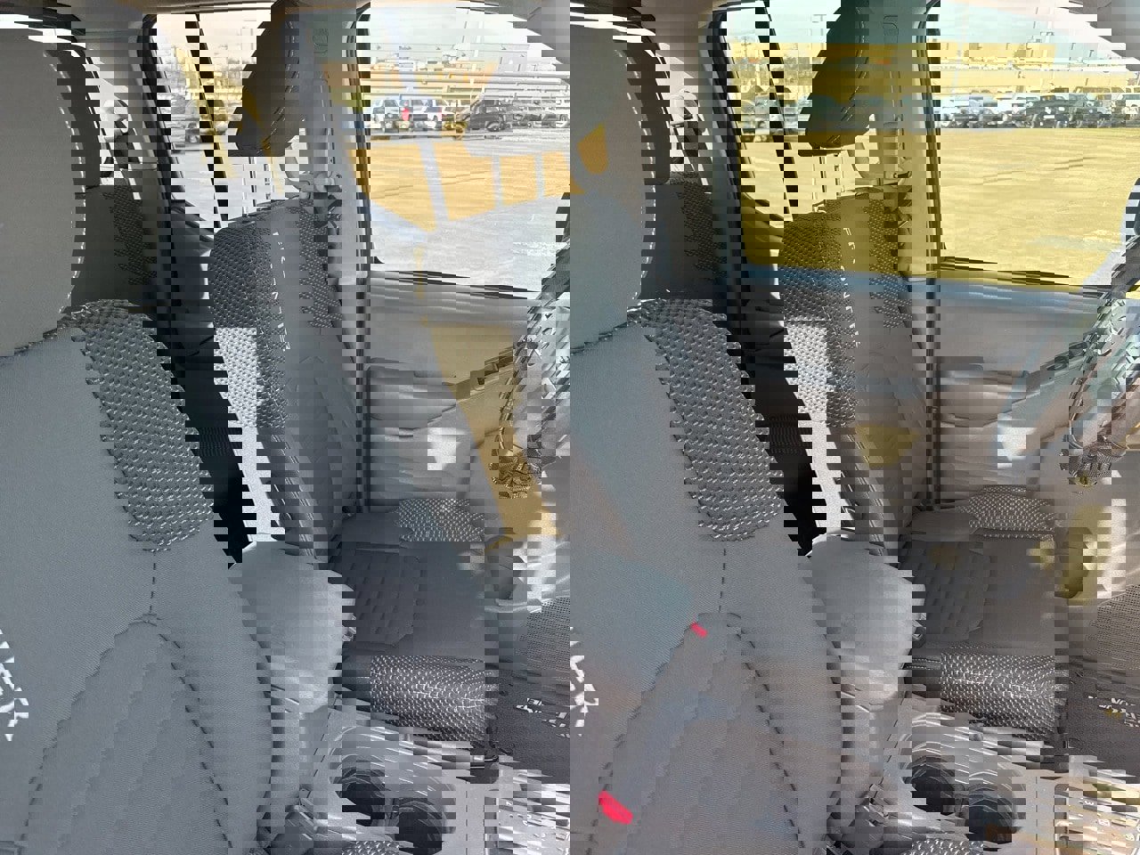 Used 2019 Nissan Frontier Desert Runner image 13