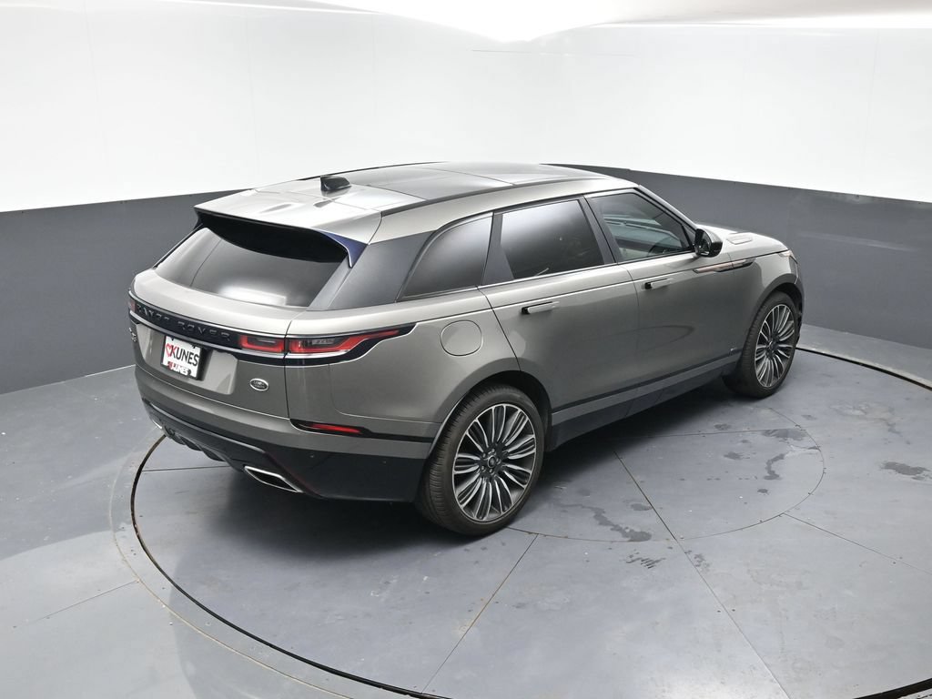 Used 2018 Land Rover Range Rover Velar R-Dynamic HSE AWD/4WD image 41