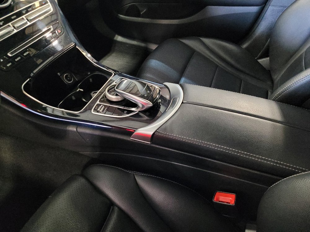 Used 2016 Mercedes-Benz C 300 4MATIC Sedan image 26