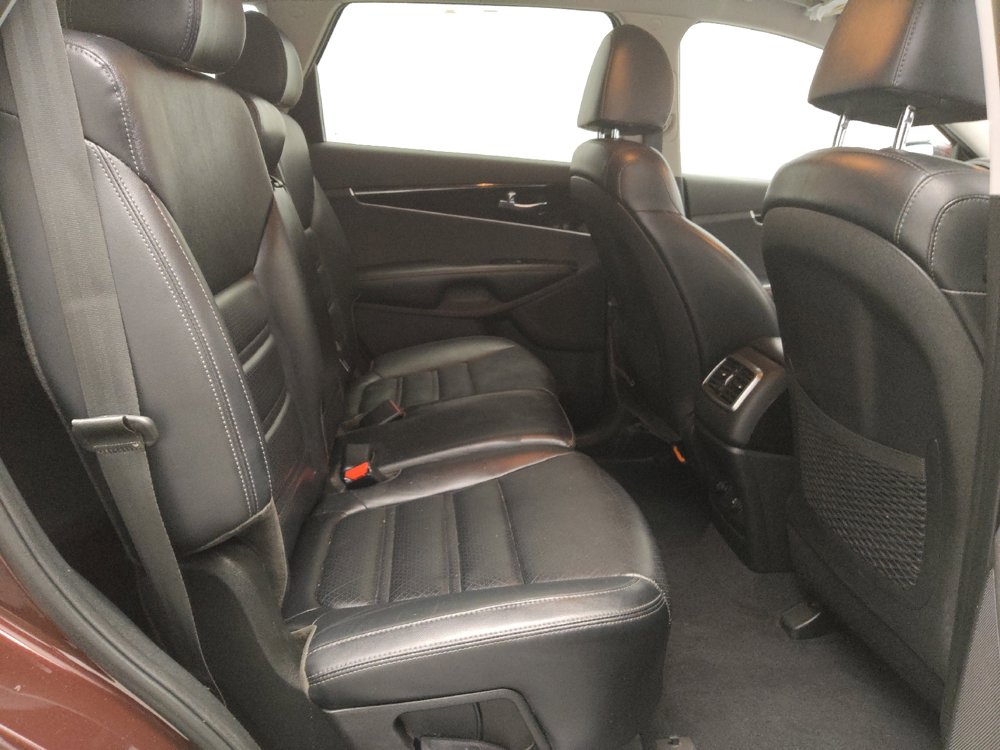 Used 2019 Kia Sorento EX image 19