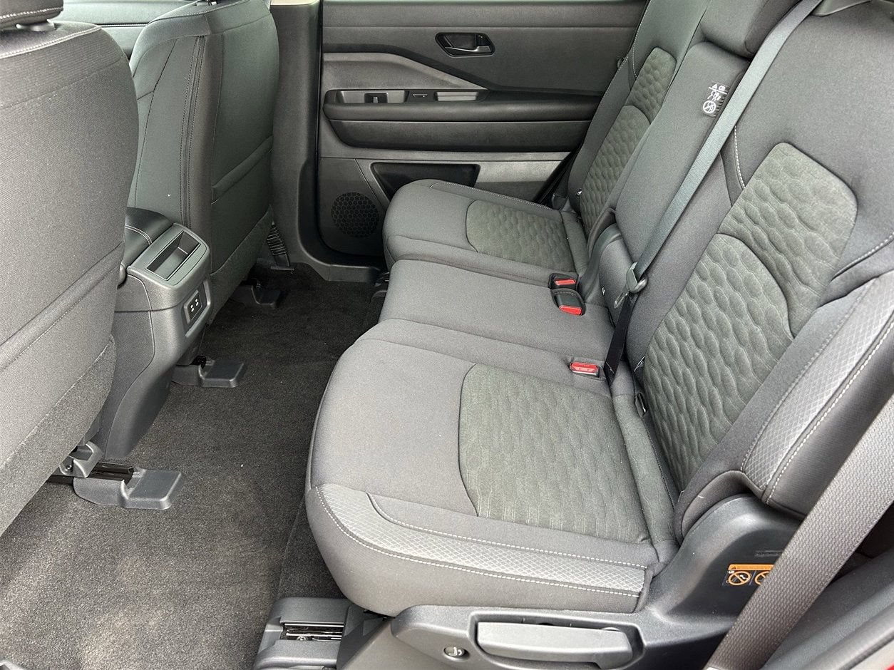 New 2026 Nissan Pathfinder SV FWD image 18