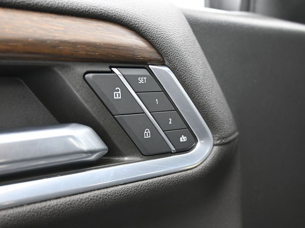 Used 2022 Chevrolet Silverado 1500 High Country image 18