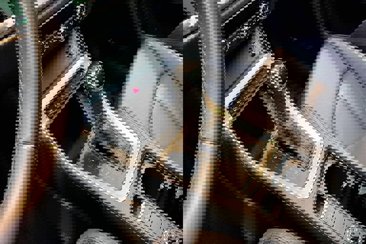 Certified 2021 Audi Q3 2.0T Premium w/ Convenience Package AWD/4WD image 17