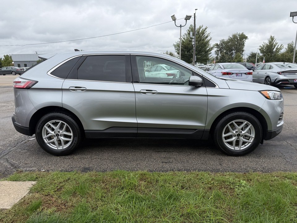 Used 2024 Ford Edge SEL w/ Cargo Accessory Package AWD/4WD image 6