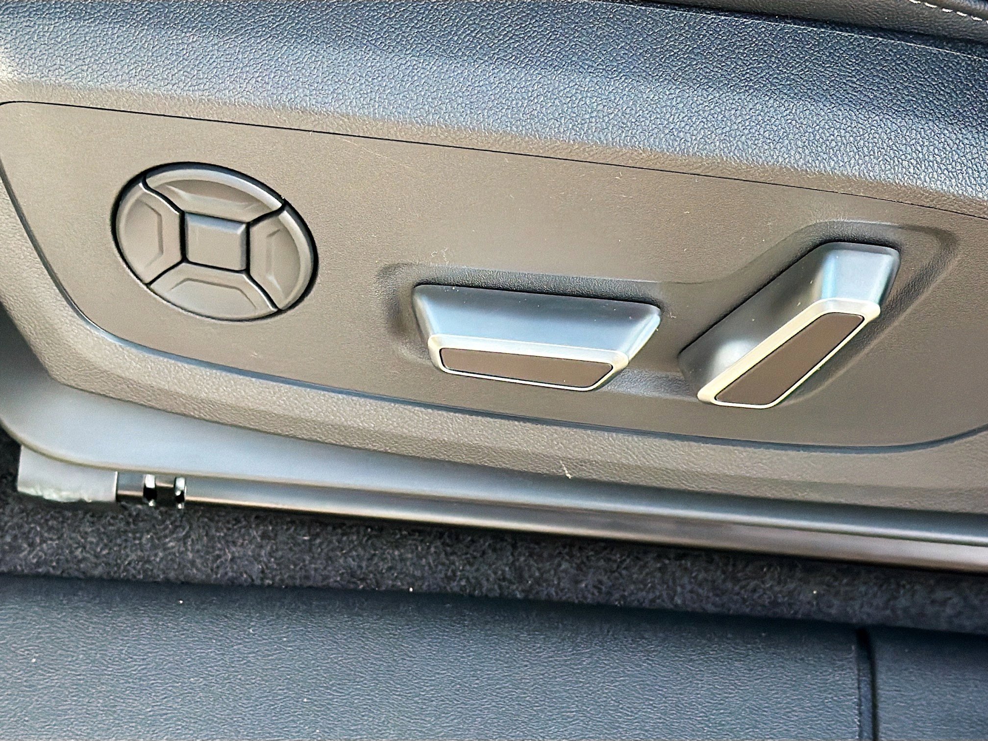 New 2026 Audi Q3 quattro 2.0T image 25