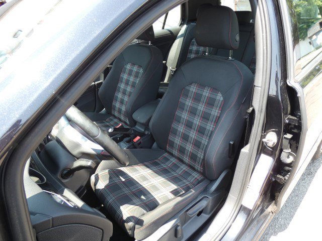 Used 2020 Volkswagen GTI S FWD image 21