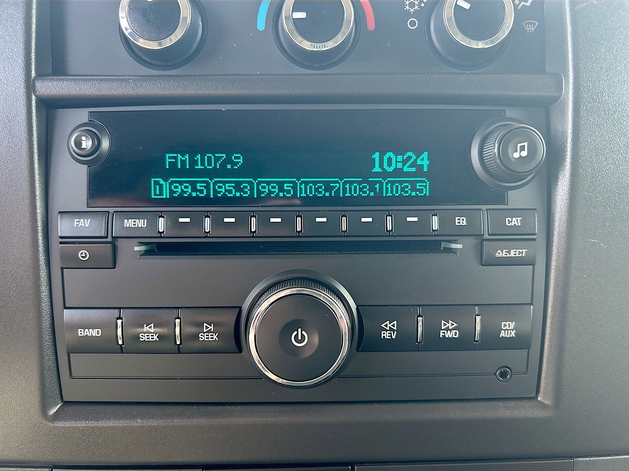 Used 2020 Chevrolet Express 2500 w/ Driver Convenience Package image 17