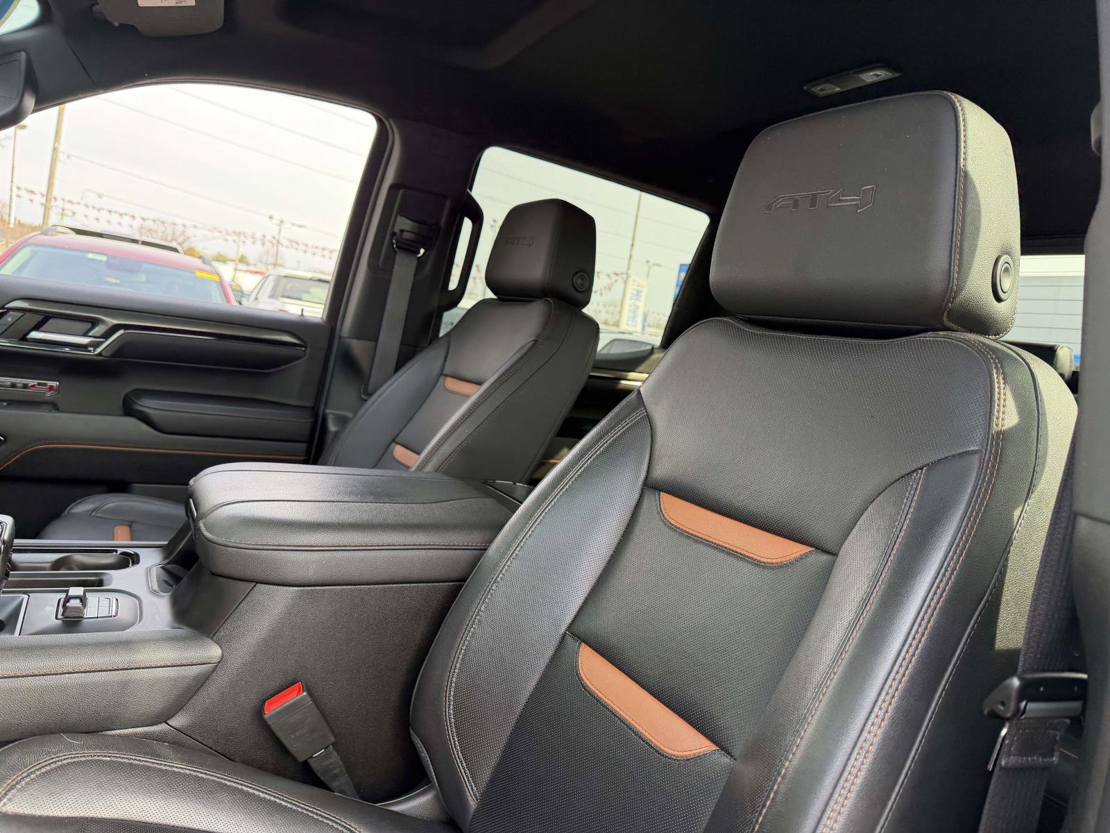 Certified 2023 GMC Sierra 1500 AT4 w/ AT4 Preferred Package image 15