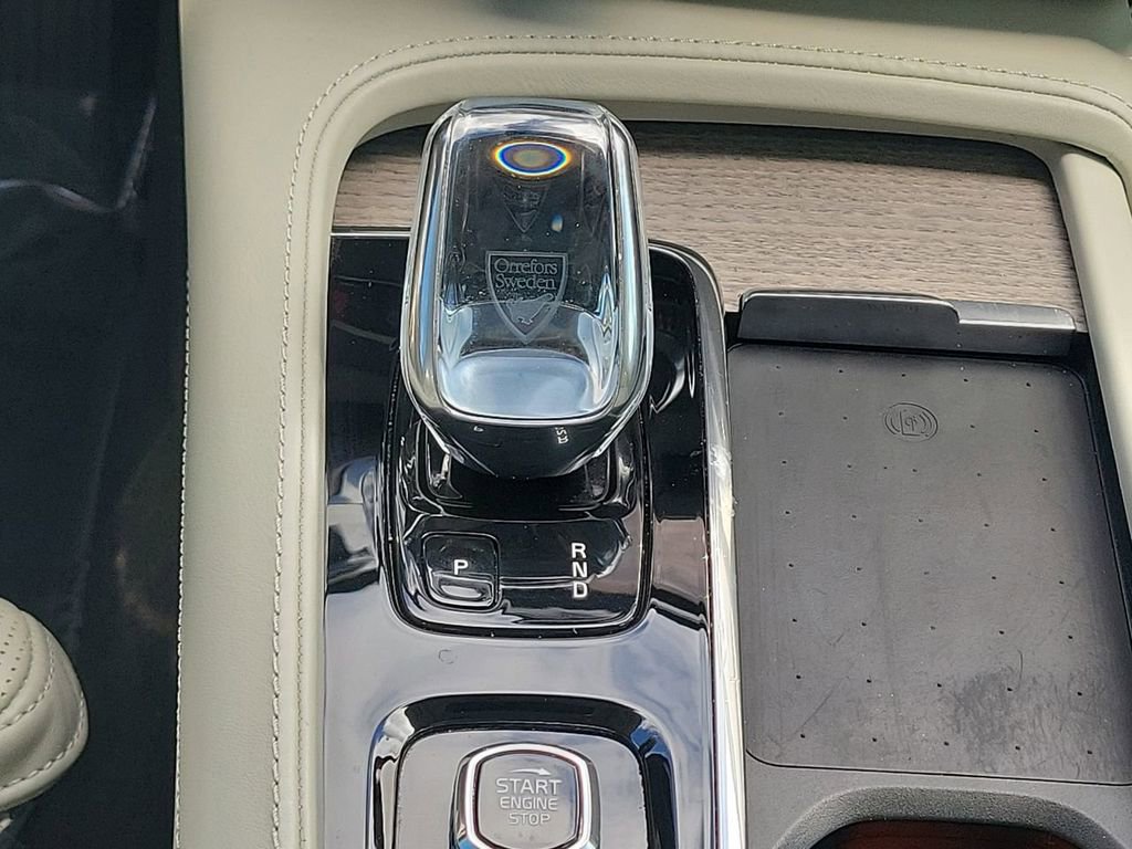 Used 2021 Volvo XC90 T8 Inscription w/ Lounge Package AWD/4WD image 20