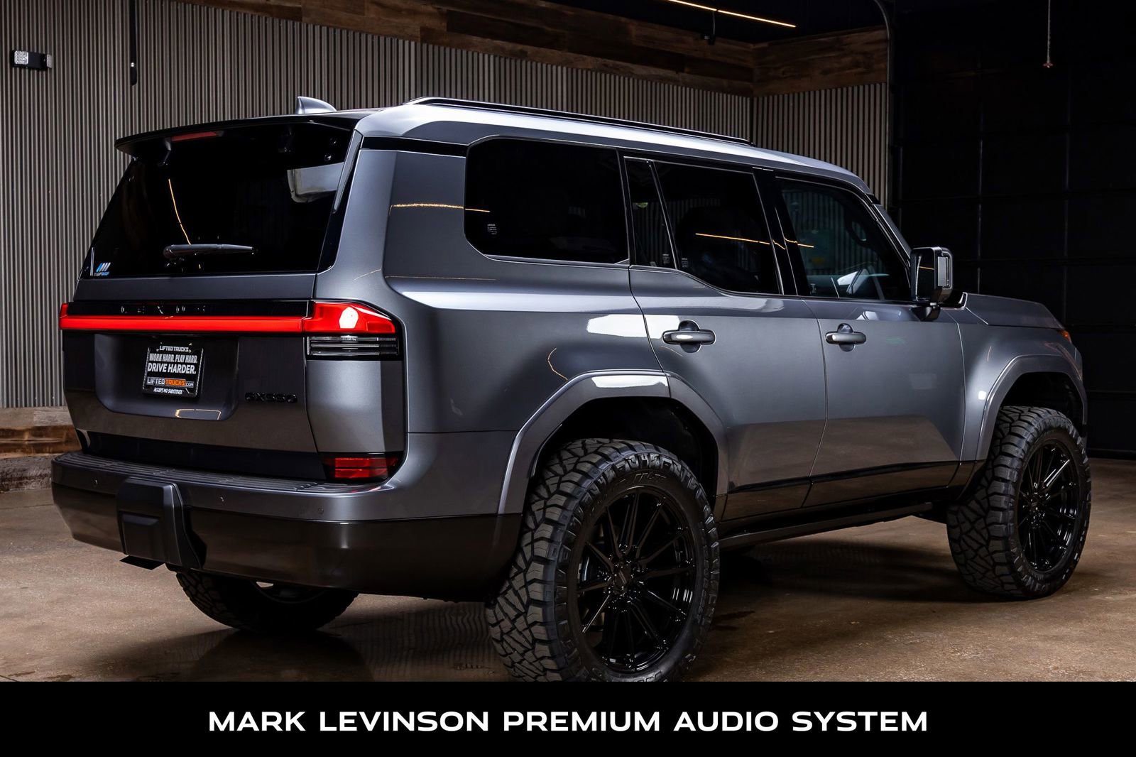 Used 2025 Lexus GX 550 image 10