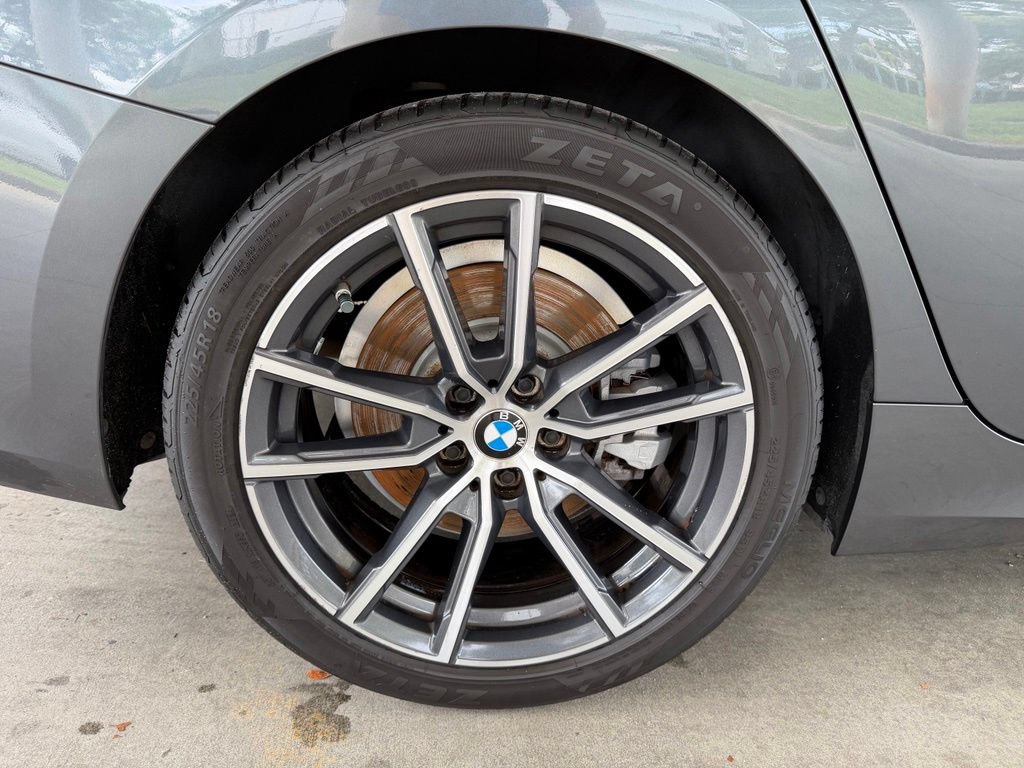 Used 2021 BMW 330i Sedan RWD image 21