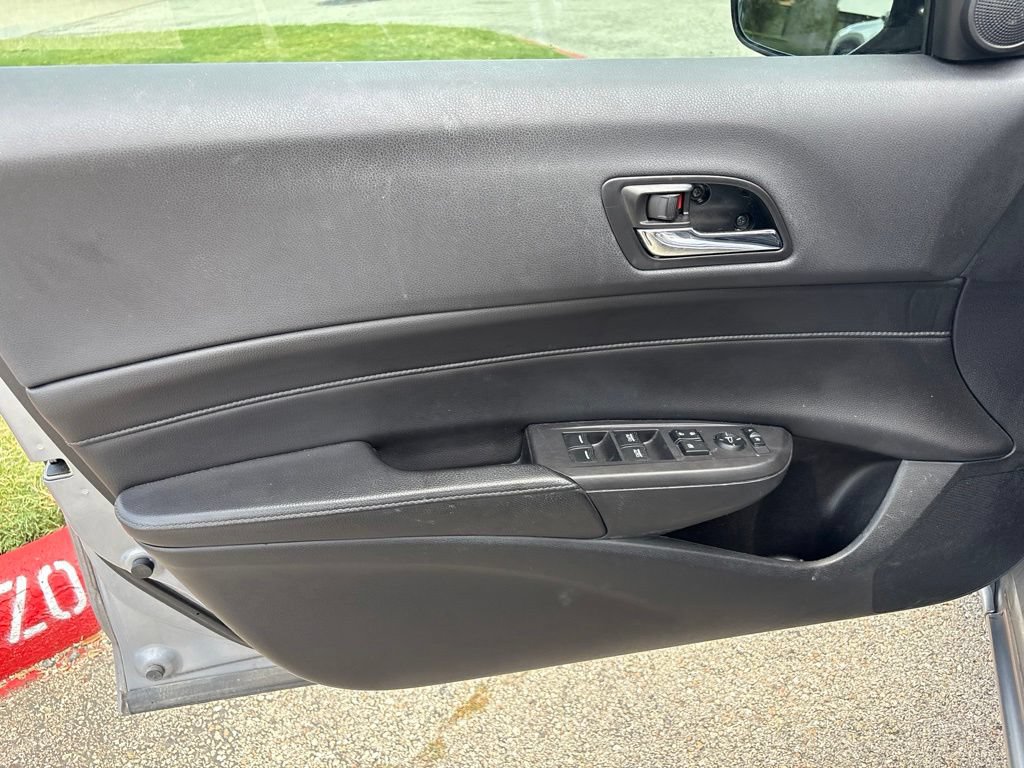 Used 2016 Acura ILX FWD image 14