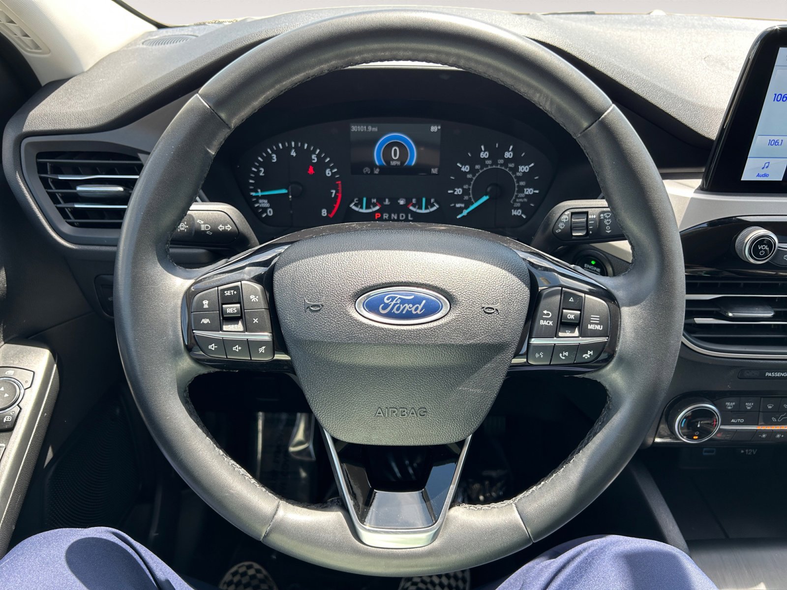 Used 2022 Ford Escape SEL FWD image 12