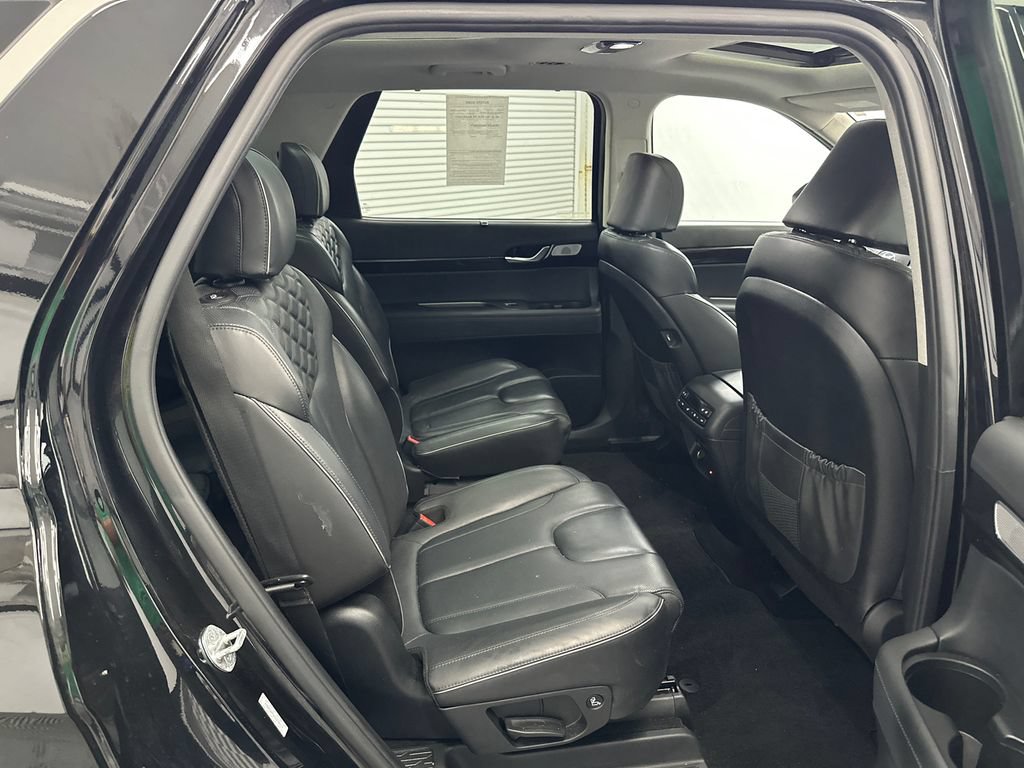 Used 2021 Hyundai Palisade Limited AWD/4WD image 17