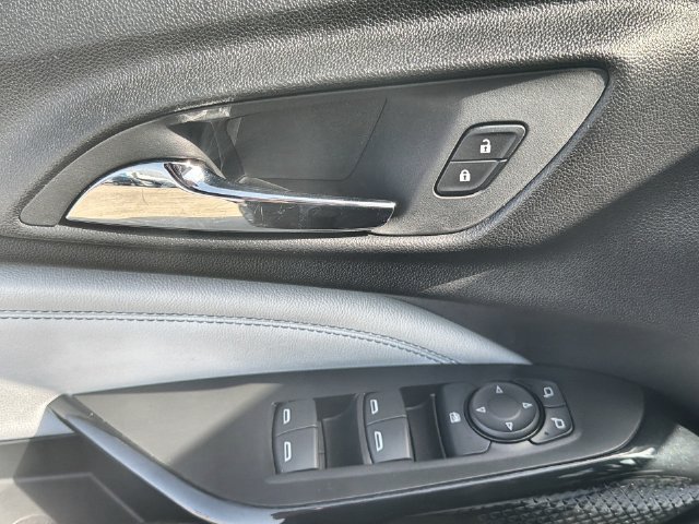 Certified 2026 Chevrolet Trax LT FWD image 21