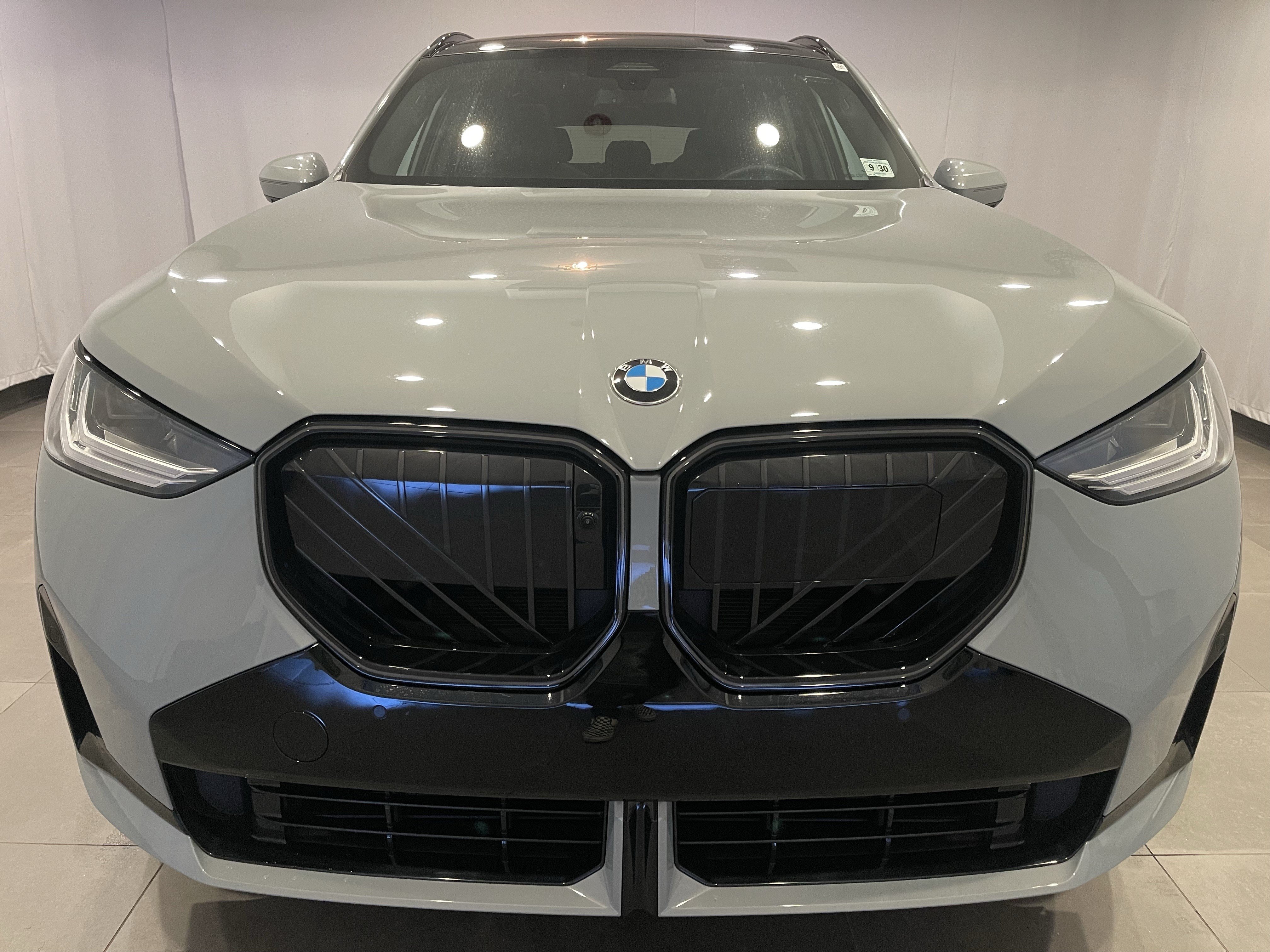 Used 2026 BMW X3 xDrive30i w/ Premium Package AWD/4WD image 2
