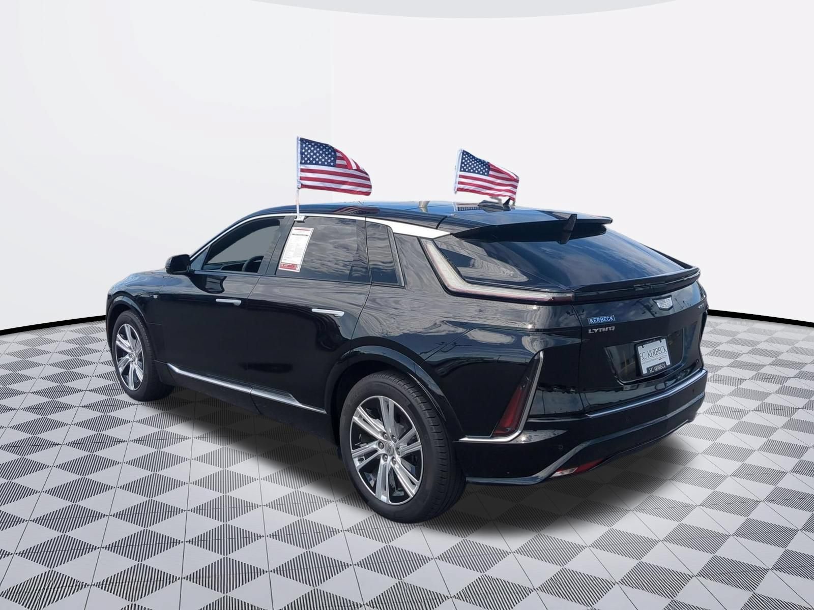 Certified 2024 Cadillac Lyriq Tech RWD image 5