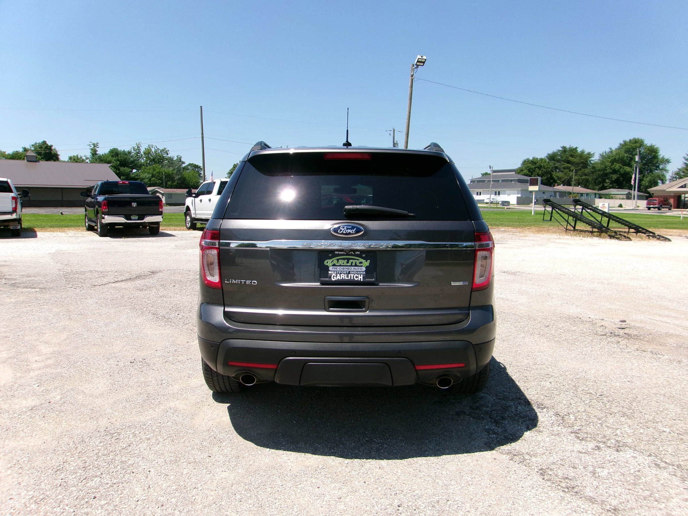 Used 2015 Ford Explorer Limited w/ Equipment Group 302A image 3