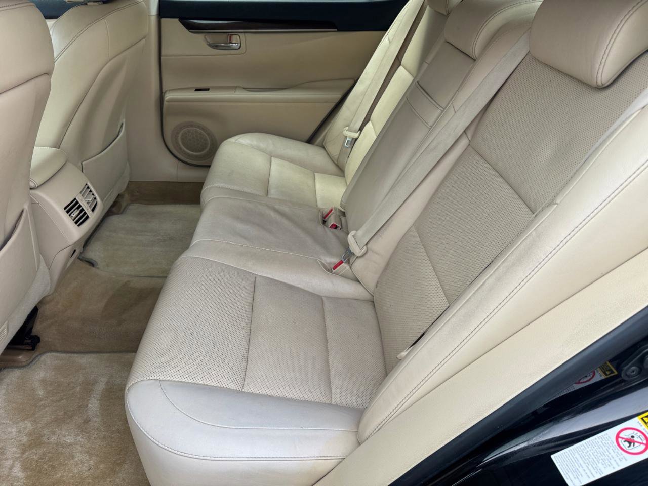 Used 2014 Lexus ES 350 w/ Luxury Package image 6