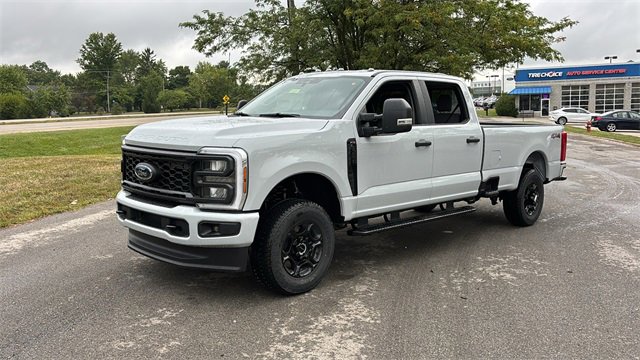 New 2026 Ford F250 XL image 2