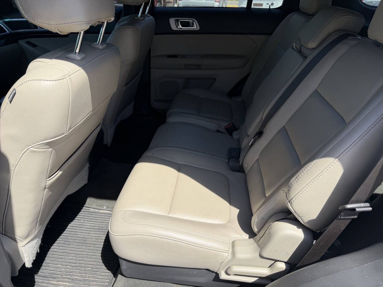Used 2014 Ford Explorer Limited AWD/4WD image 16