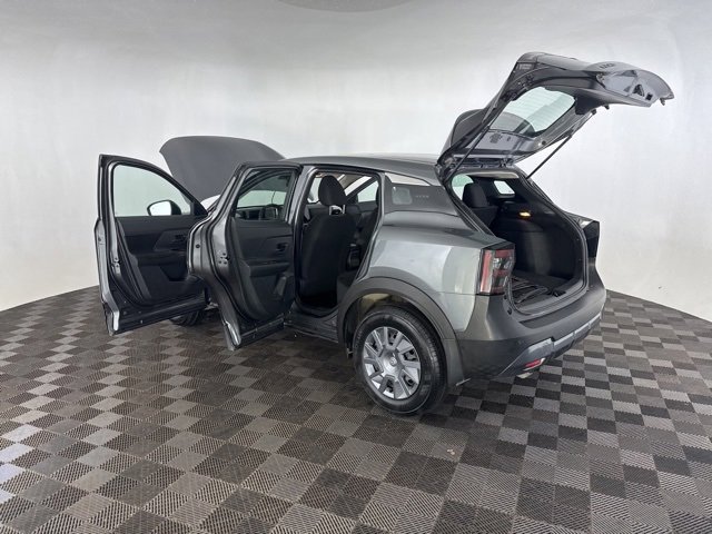 Used 2025 Nissan Kicks S image 16