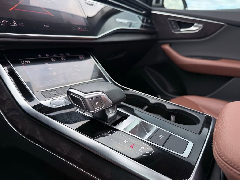 Used 2020 Audi Q8 Premium Plus w/ Premium Plus Package image 19