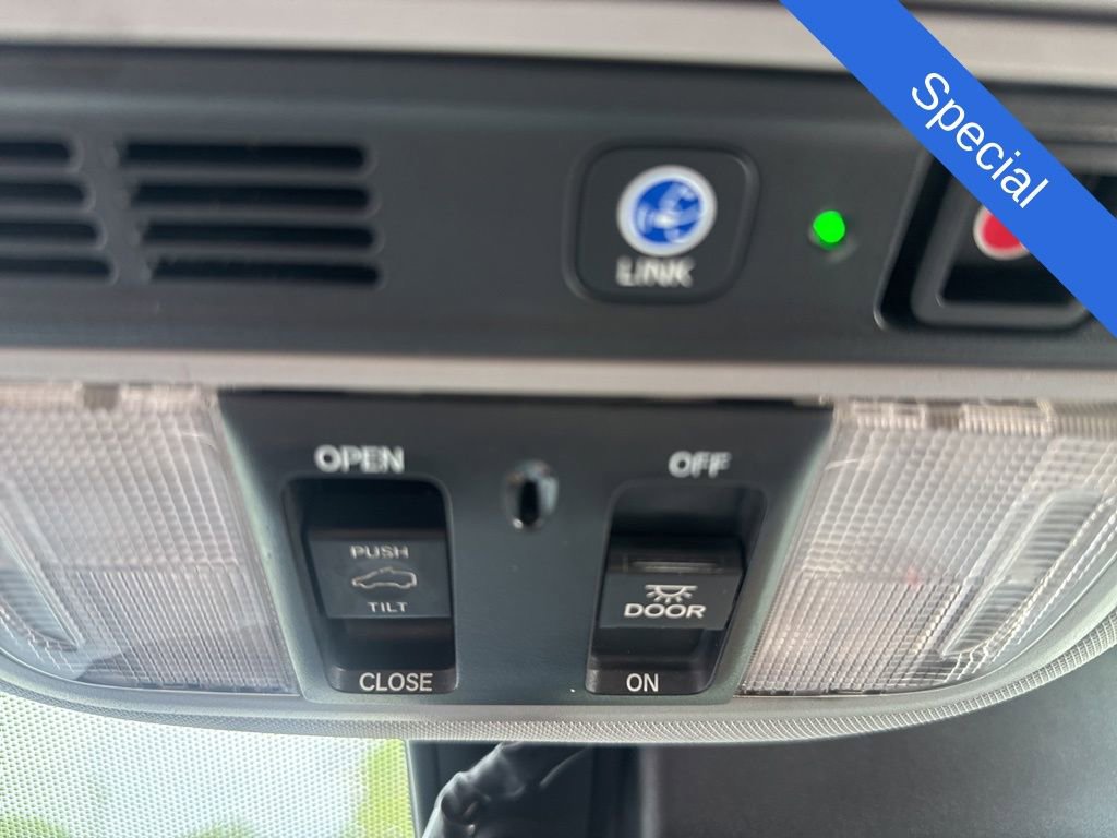 Used 2019 Honda Pilot Touring image 19