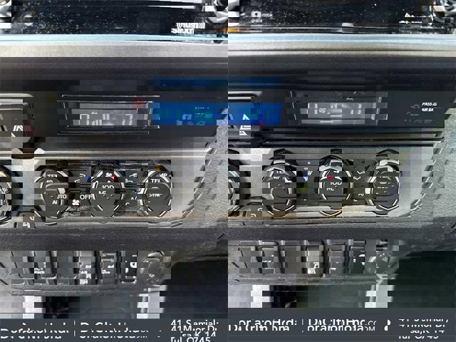 Used 2021 Toyota Tacoma TRD Off-Road image 23