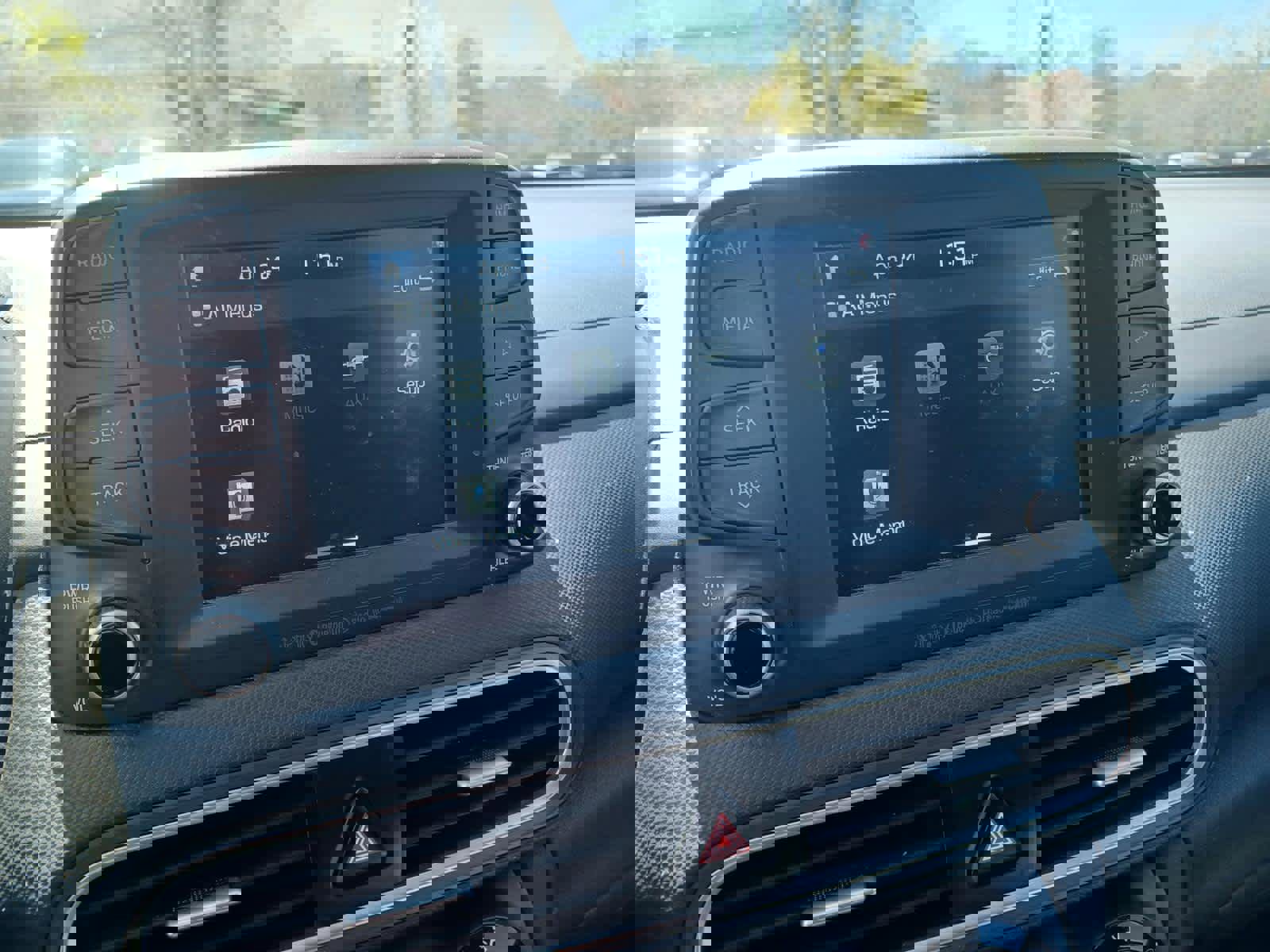 Used 2021 Hyundai Kona SEL Plus AWD/4WD image 12