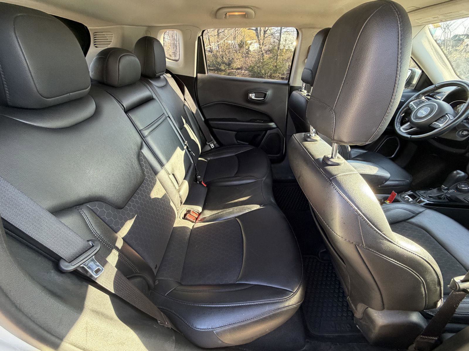 Used 2019 Jeep Compass Altitude image 14