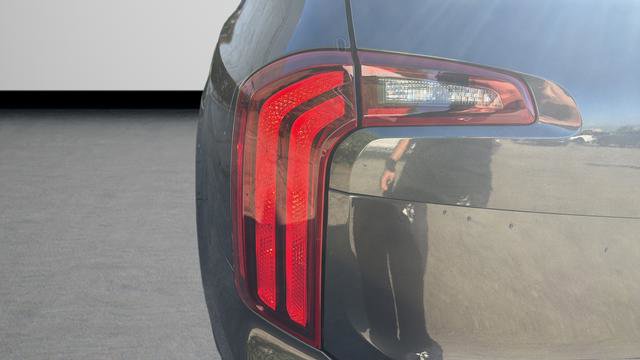 Used 2024 Kia Telluride S w/ S Sunroof Package FWD image 31