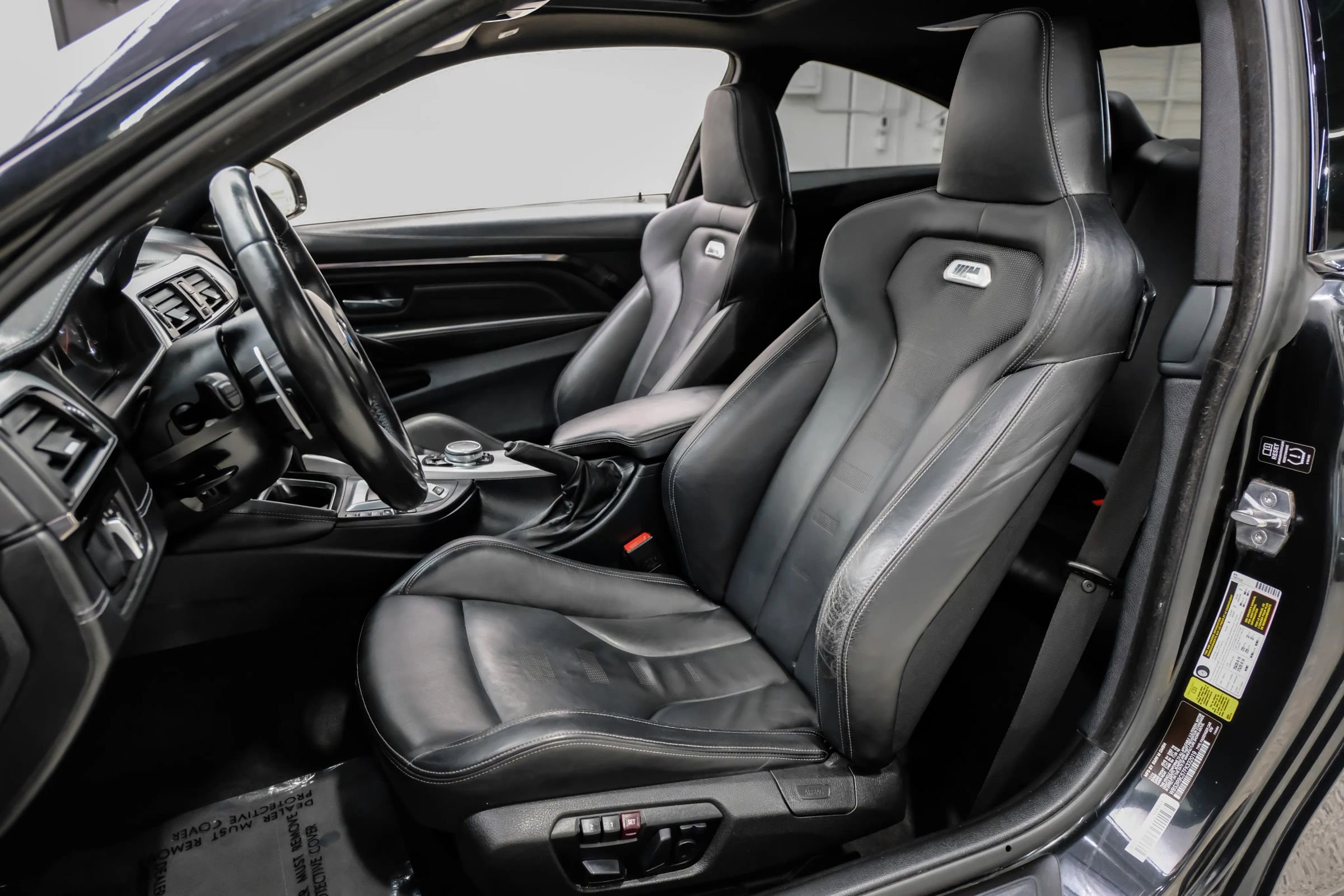 Used 2015 BMW M4 Coupe image 34