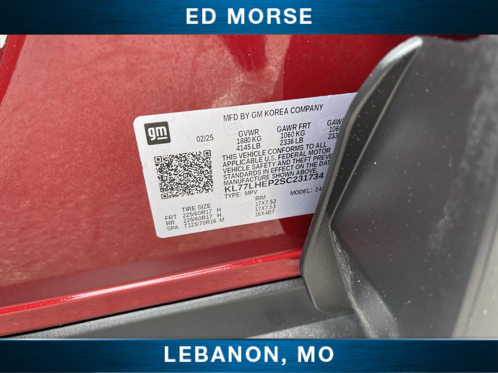 Certified 2025 Chevrolet Trax LT w/ LT Convenience Package FWD image 31