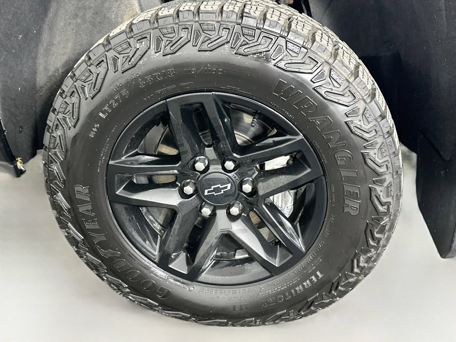 Used 2024 Chevrolet Silverado 1500 Custom Trail Boss AWD/4WD image 31
