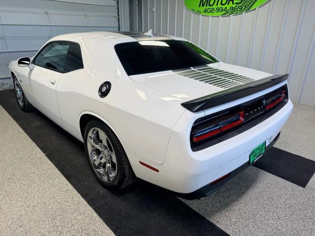 Used 2017 Dodge Challenger R/T w/ Driver Convenience Group image 4