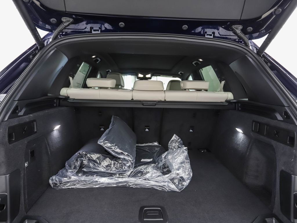 New 2026 BMW X5 xDrive40i w/ M Sport Package image 24