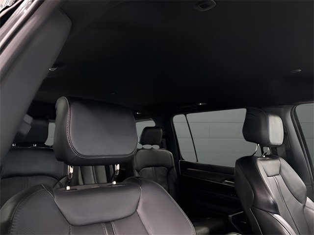 Used 2024 Jeep Wagoneer Series III image 39