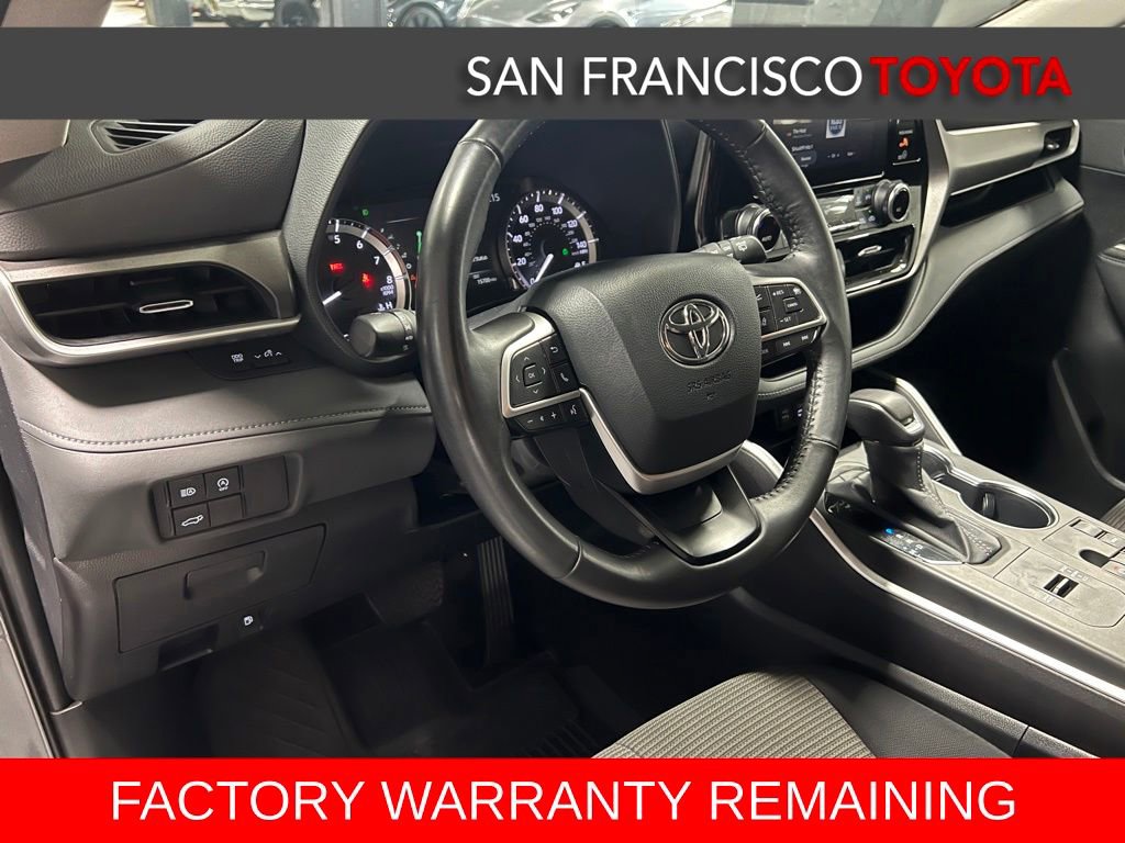 Used 2023 Toyota Highlander LE FWD image 10