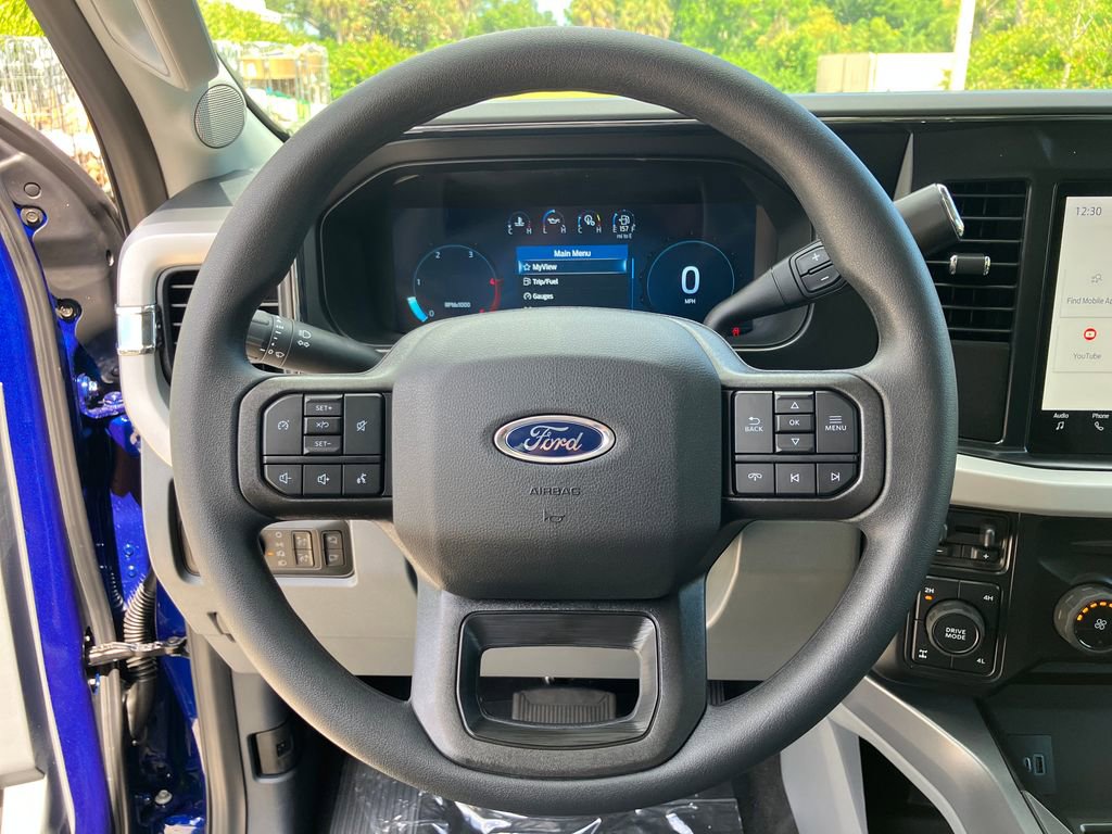 New 2026 Ford F250 XLT w/ XLT Premium Package AWD/4WD image 17
