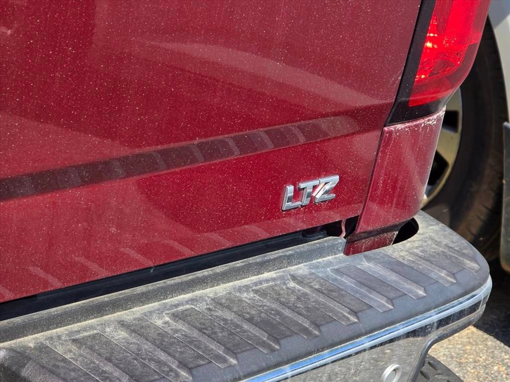Used 2015 Chevrolet Silverado 1500 LTZ Z71 w/ LTZ Plus Package AWD/4WD image 14