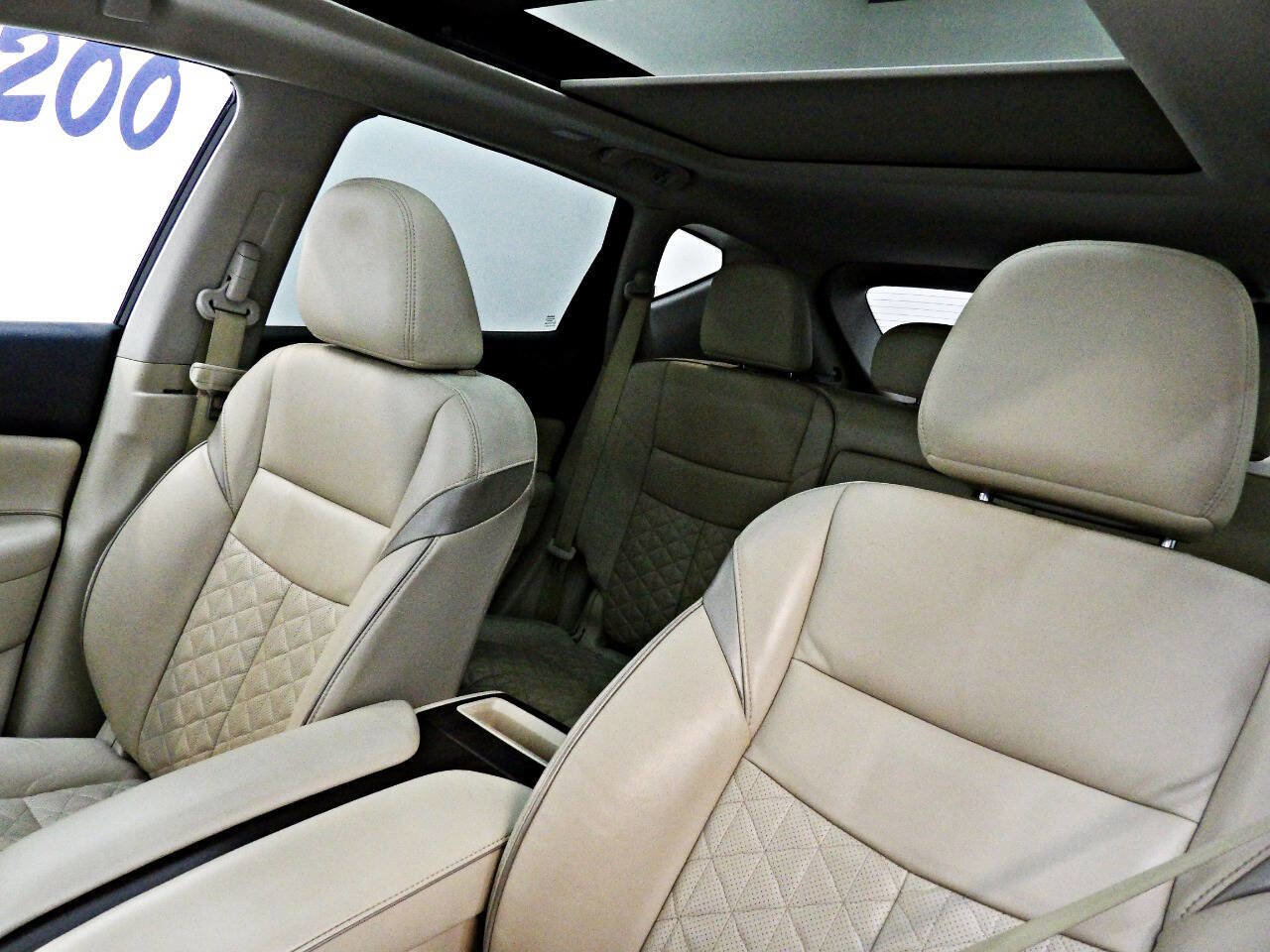 Used 2019 Nissan Murano Platinum w/ Cargo Package image 10