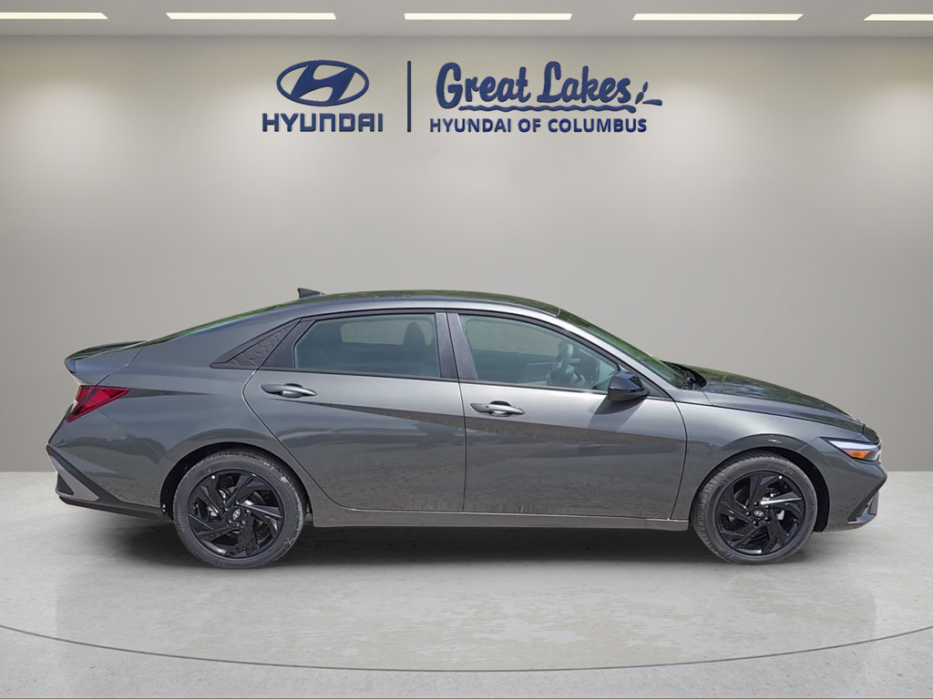 New 2026 Hyundai Elantra Sport FWD image 6