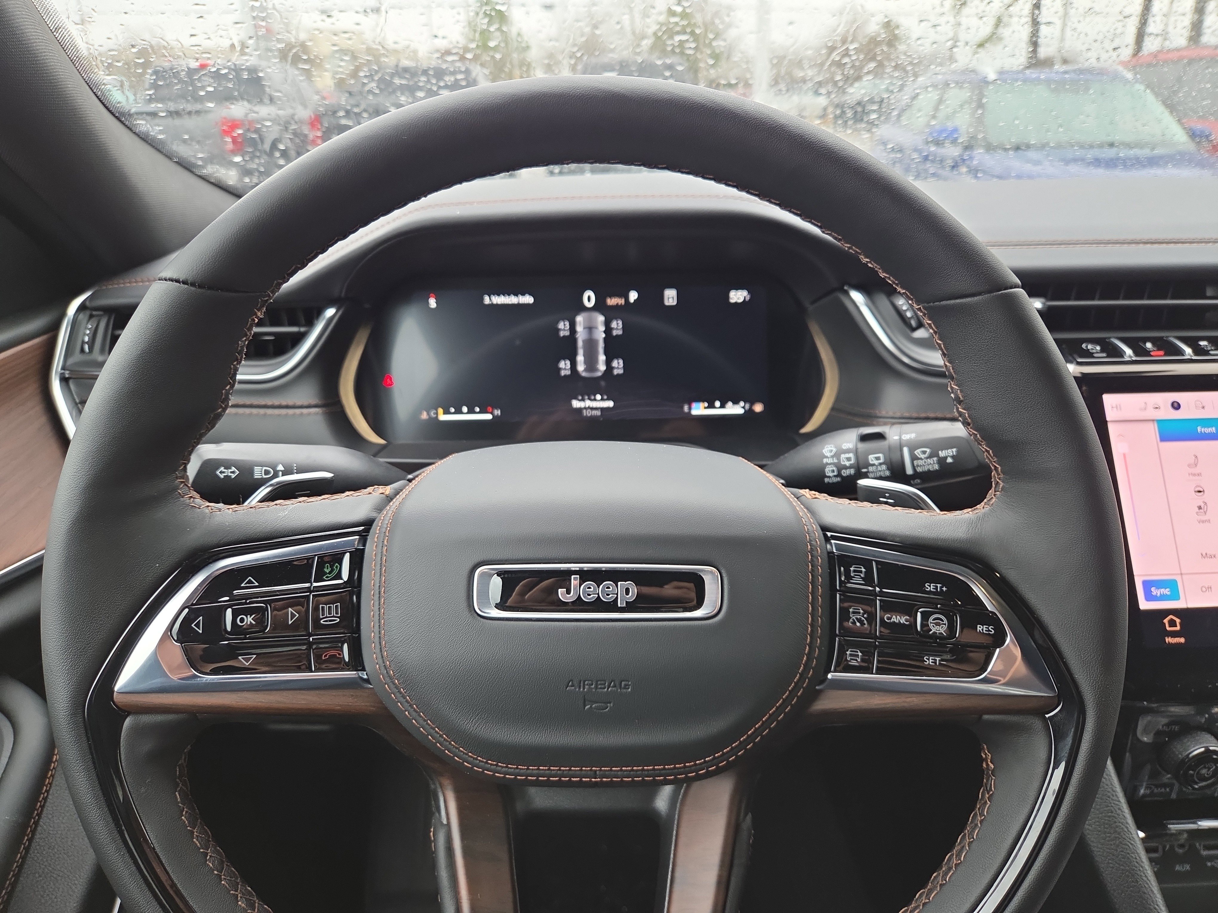 New 2025 Jeep Grand Cherokee Summit image 8