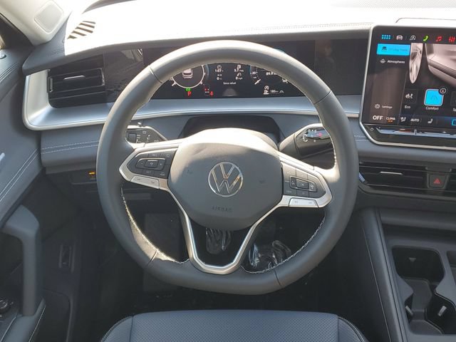 New 2026 Volkswagen Tiguan SE AWD/4WD image 26