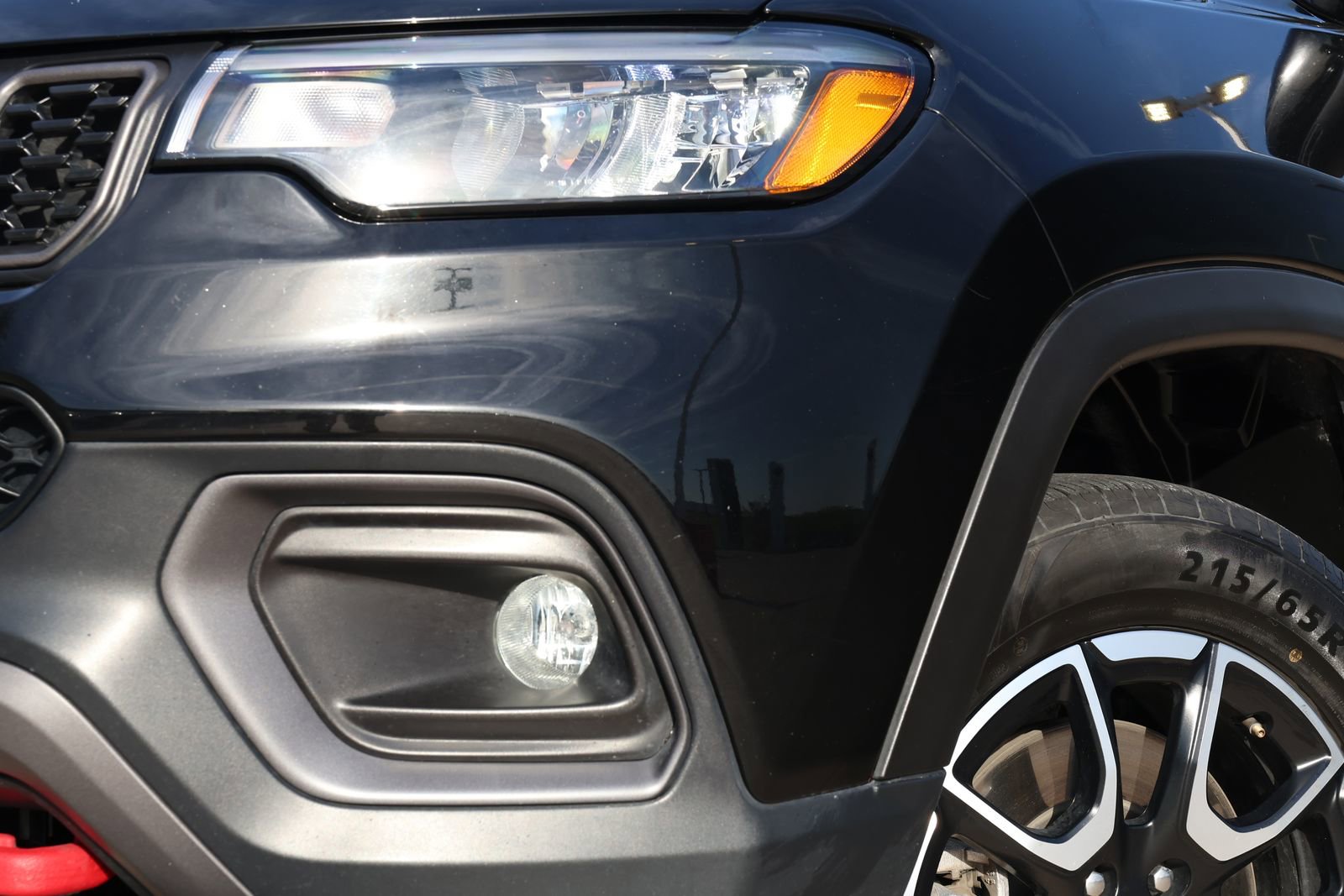 Used 2024 Jeep Compass Trailhawk image 11